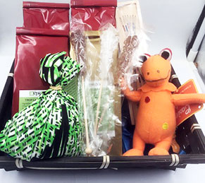 panier-peluche-epices-thes-casimir-quand-etais-mome-epicetoo